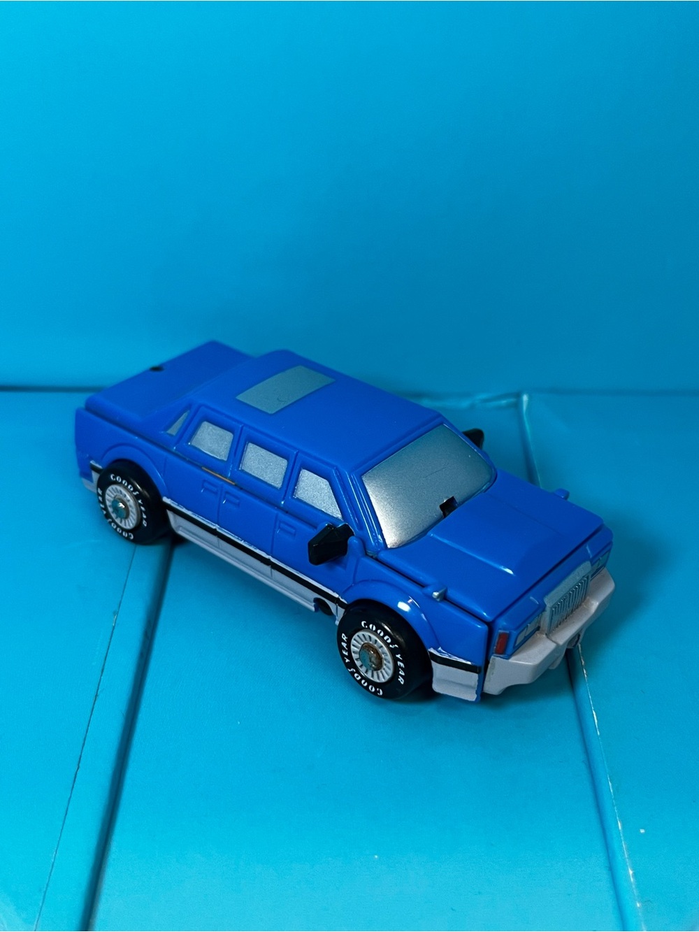 Galoob - Macro Machines Reversibles - Limousine / Crew Cab - 1990